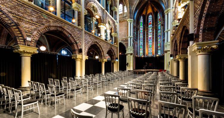 Explore the churches of Amsterdam