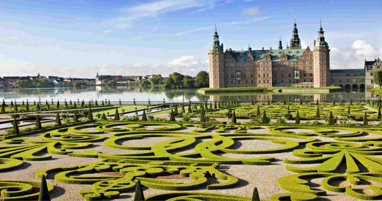 Castles Tour from Copenhagen